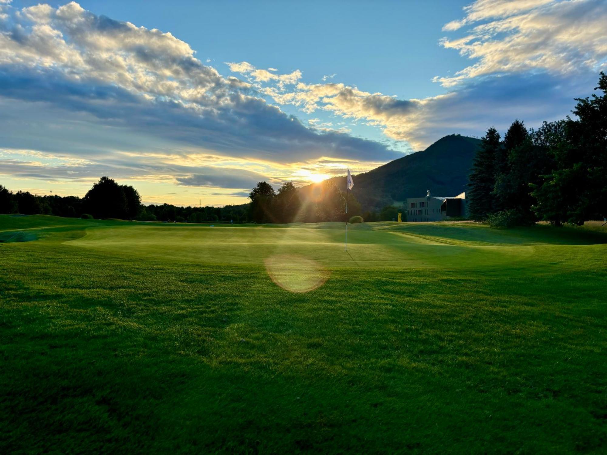 Teehouse Golf Apartment Čeladná Kültér fotó